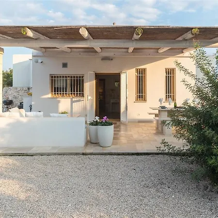 Trullo Giglio *