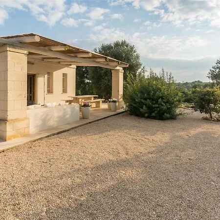 Trullo Giglio *